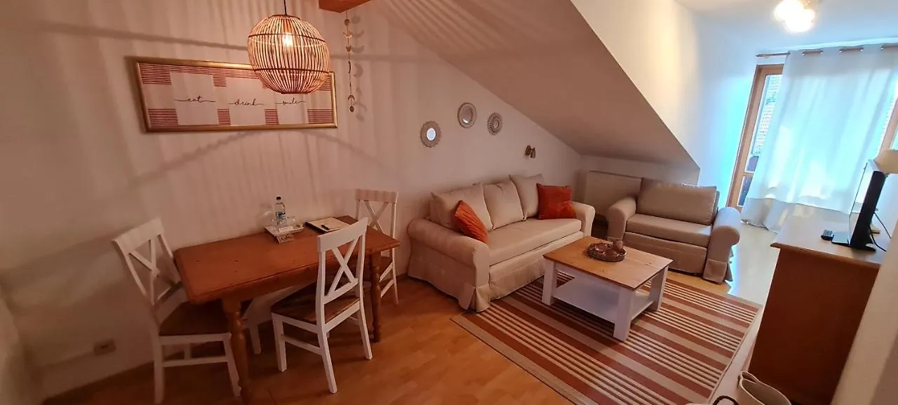 Gasthof - Hotel Zur Post Pocking  Guest house