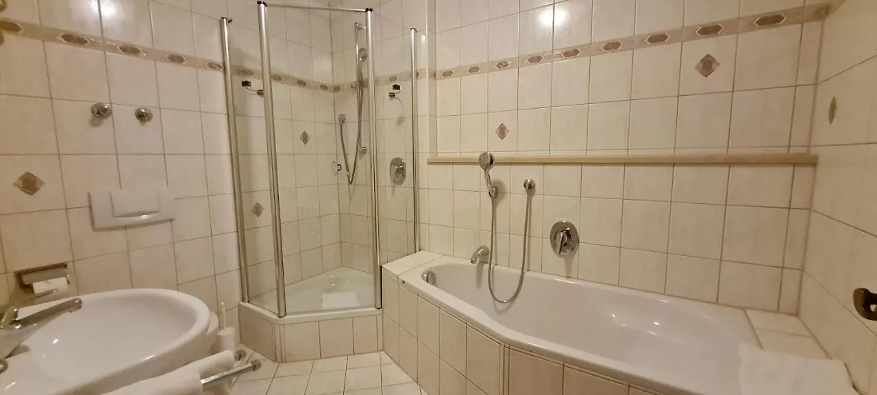 Gasthof - Hotel Zur Post Pocking