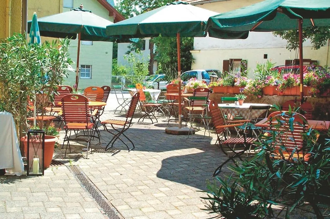 Guest house Gasthof - Hotel Zur Post Pocking